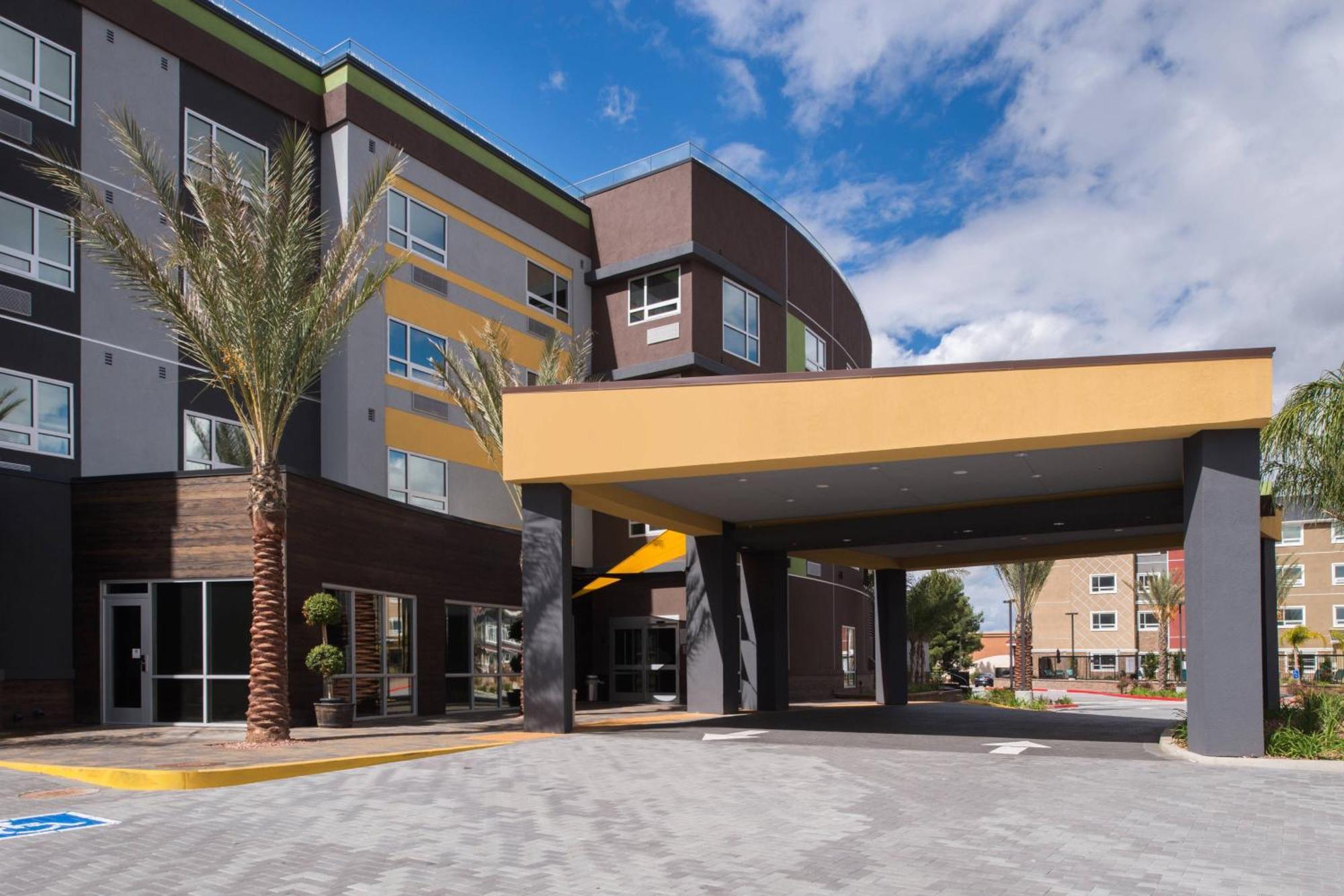 Courtyard By Marriott Temecula Murrieta Ngoại thất bức ảnh