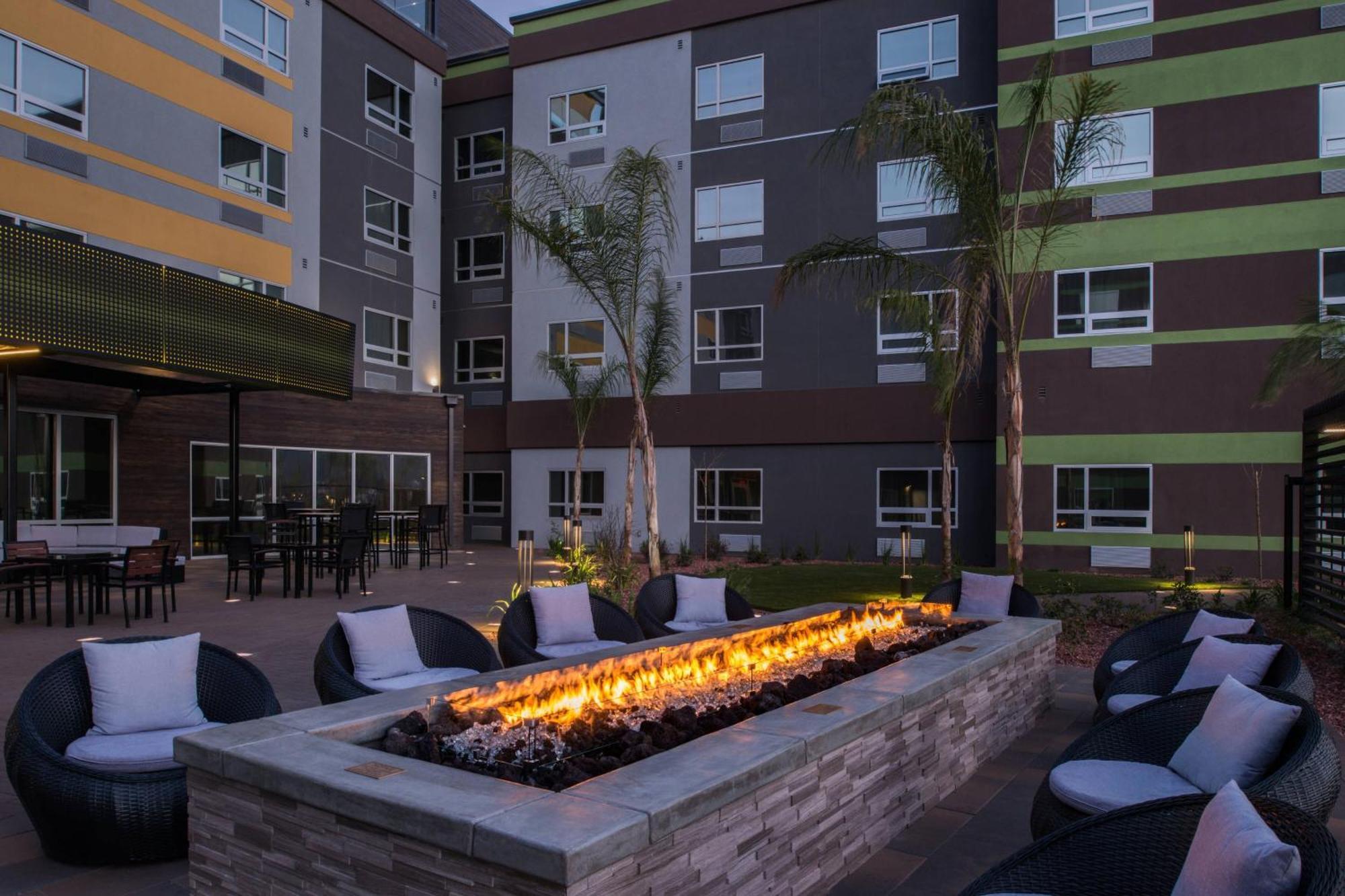 Courtyard By Marriott Temecula Murrieta Ngoại thất bức ảnh